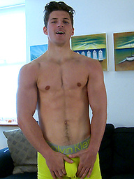 Straight Athlete Jasper Pumps Up His Body & His Uncut Cock Explodes!